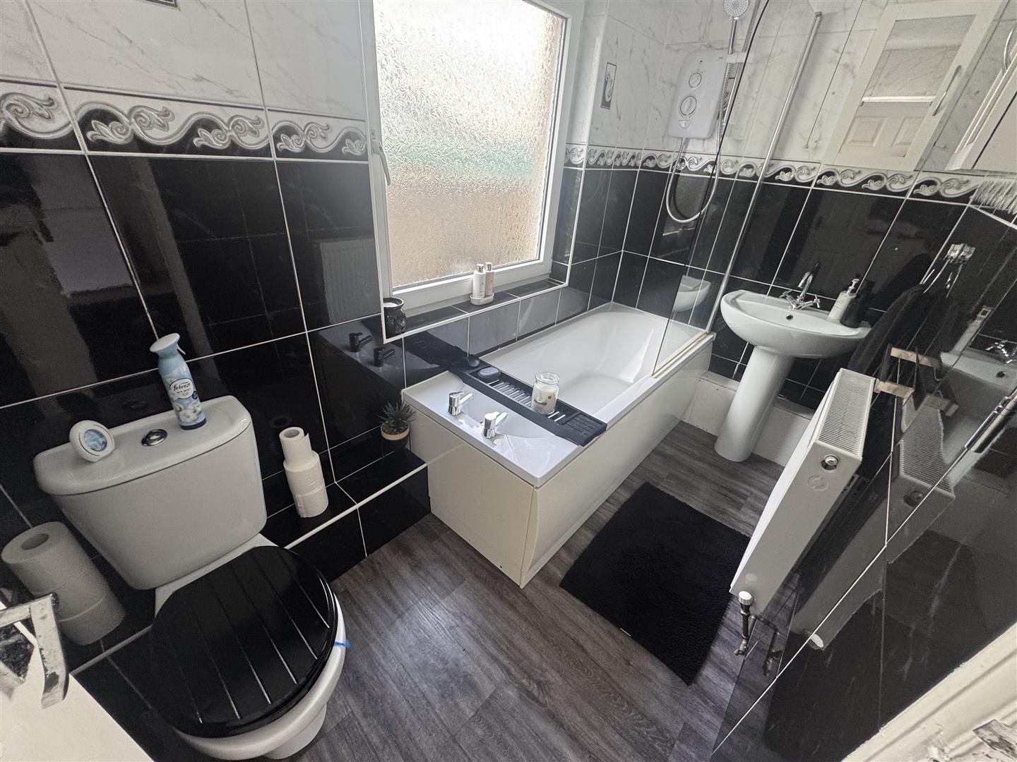 Trallwn Road, Llansamlet, Swansea, SA7 9UU